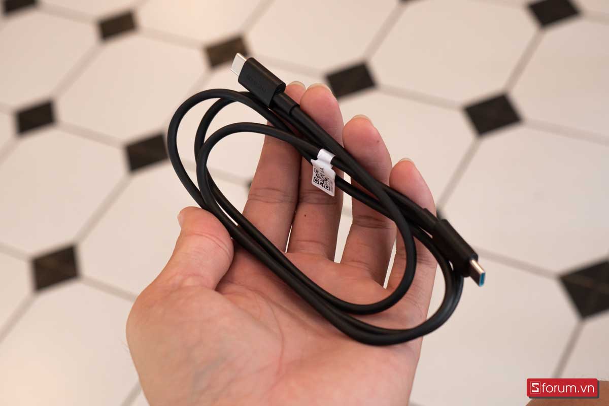 Trên tay pin dự phòng Cuktech 15: Dung lượng siêu khủng 20,000mAh, công suất sạc 150W, dùng được cho laptop